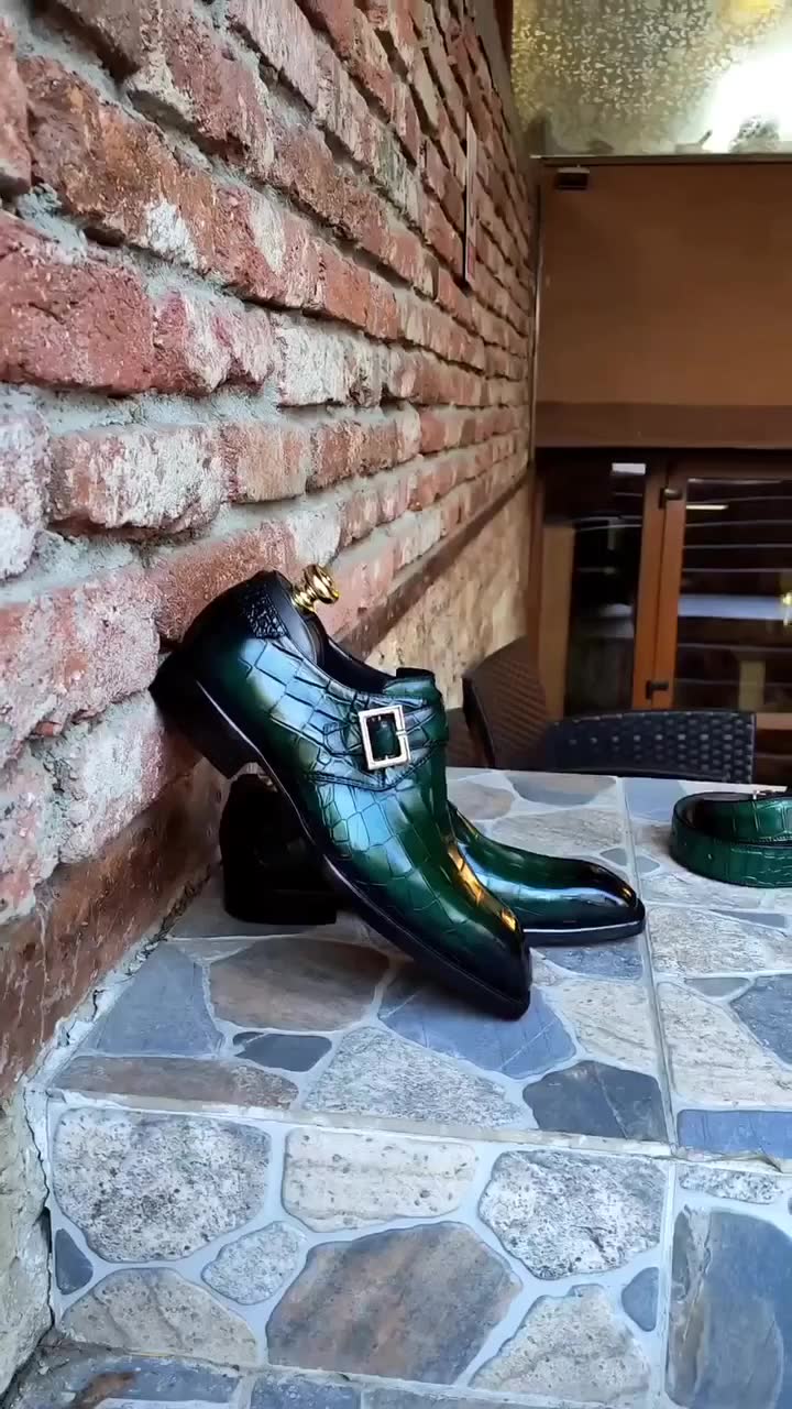 Green Monk Strap