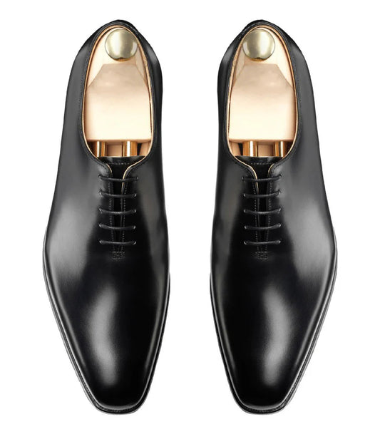 Formal Welted Wholecut