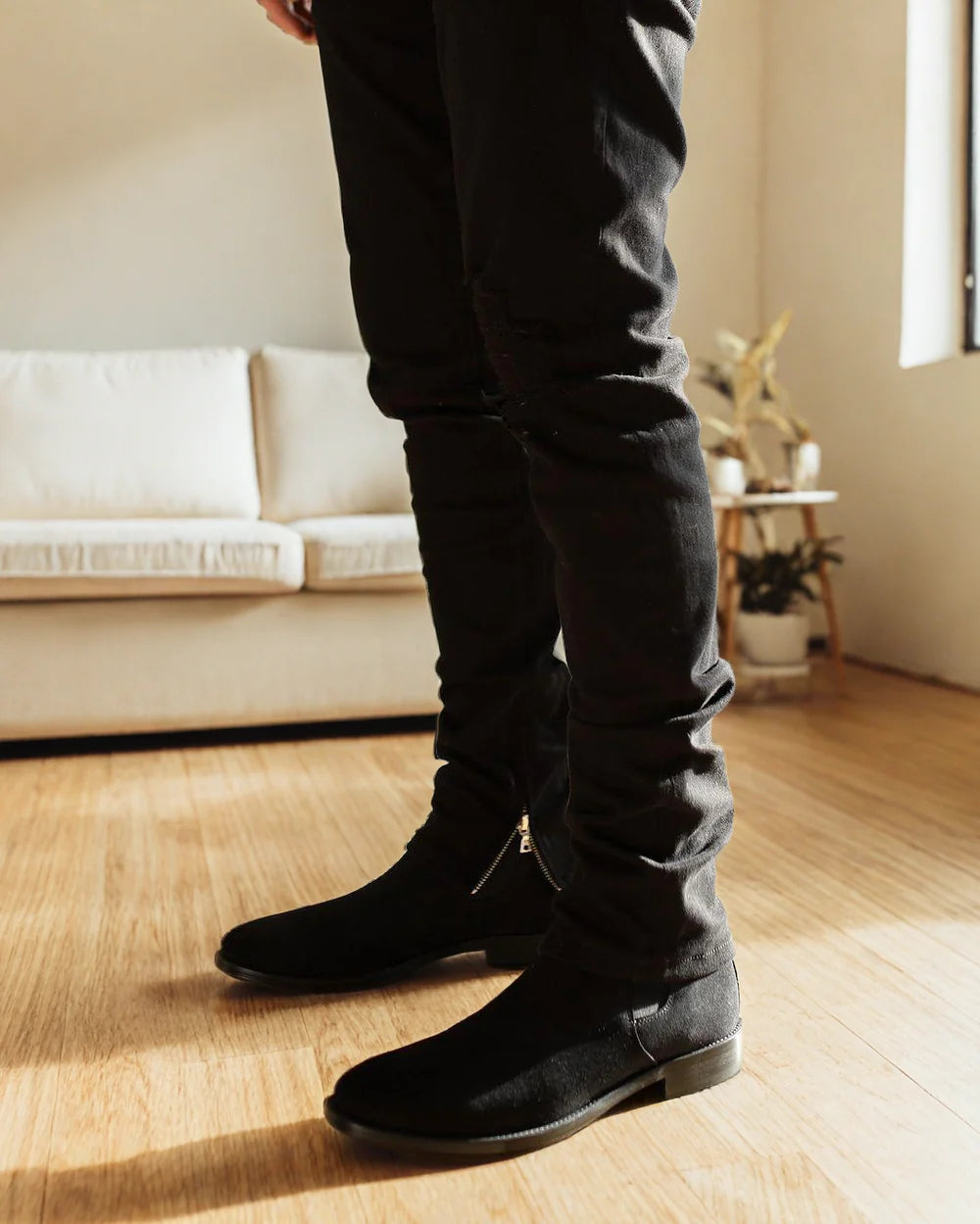 Elevate Your Everyday: The Esquire Torronto Redfield Chelsea